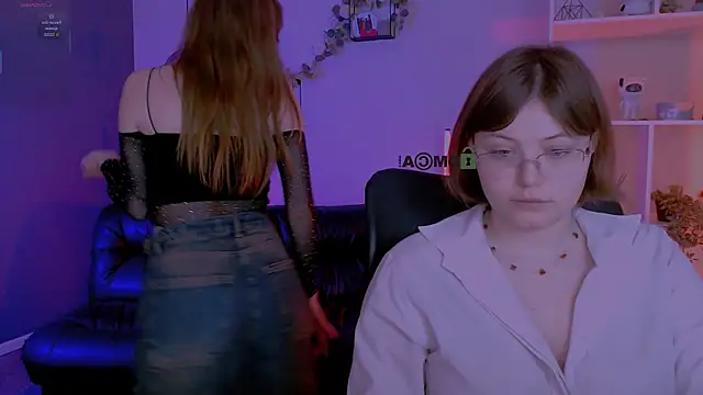 nikole kitt online show from 04-28-26, 07:19