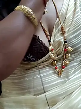 gaurika18 online show from 02-21-25, 04:59