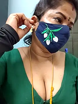 gaurika18 online show from 06-28-26, 09:43