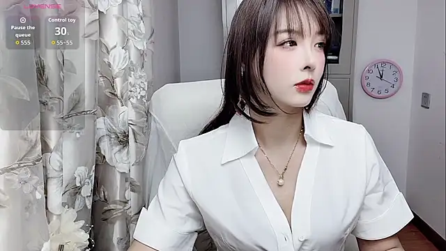 Snapshot of NINIbaby-99 chatting on 11-13-25, 03:55 NINIbaby-99 online show from 11-13-25, 03:55