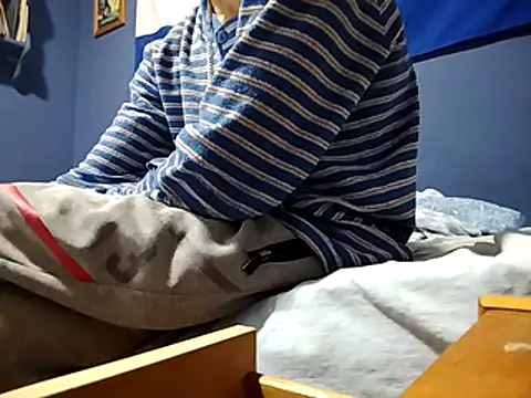 Snapshot of minitranca chatting on 10-31-25, 10:00 minitranca online show from 10-31-25, 10:00