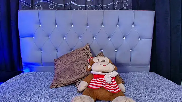 meggan 77 online show from 10-14-25, 04:02