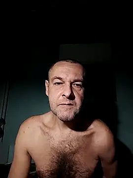 Snapshot of Andrzej-M chatting on 11-02-25, 12:57 Andrzej-M online show from 11-02-25, 12:57