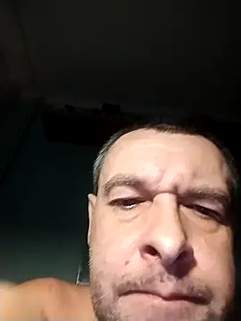 Snapshot of Andrzej-M chatting on 11-26-25, 01:39 Andrzej-M online show from 11-26-25, 01:39