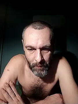 Snapshot of Andrzej-M chatting on 12-19-25, 09:22 Andrzej-M online show from 12-19-25, 09:22