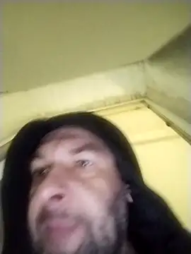 Snapshot of Andrzej-M chatting on 01-15-26, 05:38 Andrzej-M online show from 01-15-26, 05:38