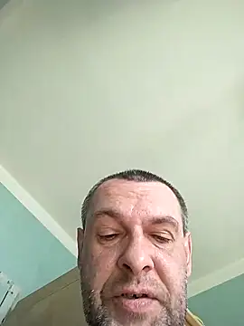 Snapshot of Andrzej-M chatting on 04-18-26, 12:53 Andrzej-M online show from 04-18-26, 12:53
