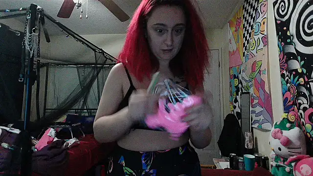NovaLove2002 online show from 12-26-24, 03:59