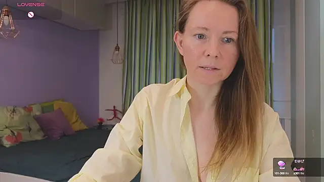 Snapshot of JanePearl chatting on 12-06-24, 10:27 JanePearl online show from 12-06-24, 10:27