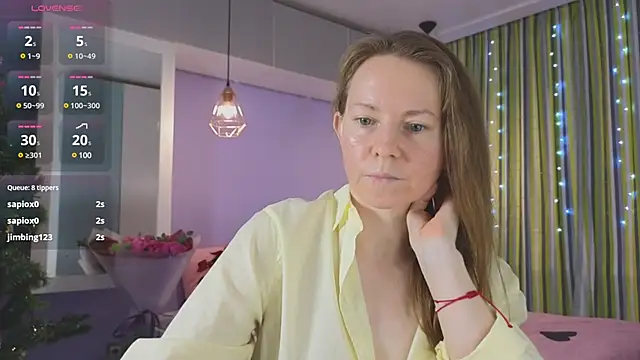 Snapshot of JanePearl chatting on 01-02-25, 05:18 JanePearl online show from 01-02-25, 05:18