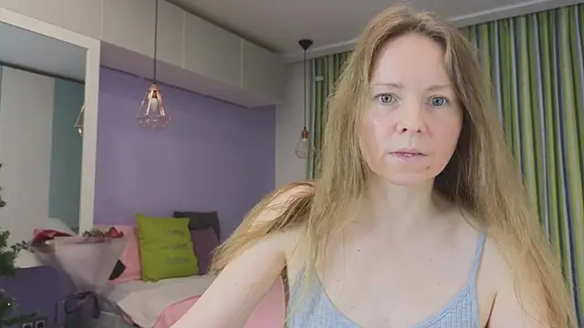 Snapshot of JanePearl chatting on 01-17-25, 07:49 JanePearl online show from 01-17-25, 07:49