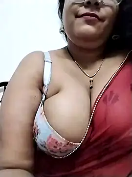 Nyra-23 online show from 01-11-25, 12:18