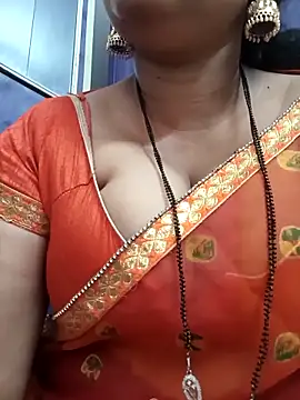 Nyra-23 online show from 10-13-25, 07:41