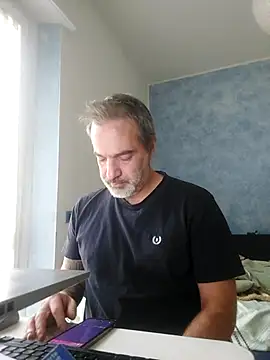 Marcolino183 online show from 12-17-25, 08:20