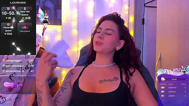 Sophiee Hill online show from 03-04-25, 08:35