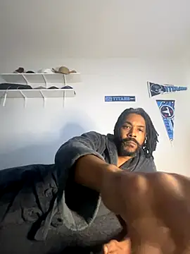 Snapshot of bigdinca chatting on 10-05-25, 11:13 bigdinca online show from 10-05-25, 11:13