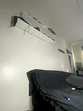 Snapshot of bigdinca chatting on 10-09-25, 04:27 bigdinca online show from 10-09-25, 04:27