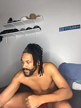 Snapshot of bigdinca chatting on 10-17-25, 03:42 bigdinca online show from 10-17-25, 03:42