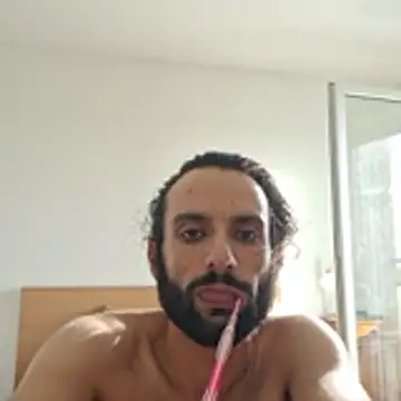 Elias la salace online show from 06-25-26, 05:45