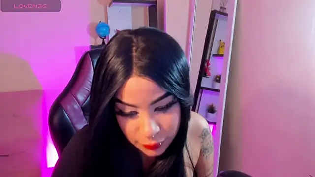 lana 0 online show from 12-26-24, 09:04