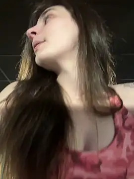Snapshot of psilybaby chatting on 04-08-26, 04:45 psilybaby online show from 04-08-26, 04:45