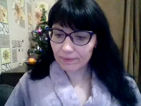 CharmingCat321 online show from 12-21-24, 01:58