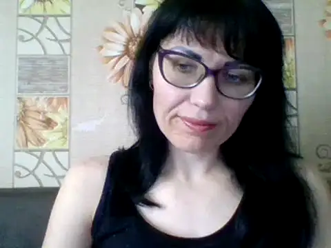 CharmingCat321 online show from 12-22-24, 12:38