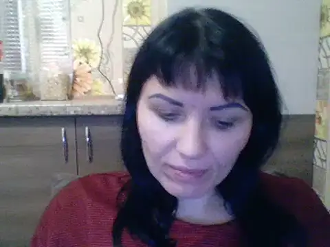 CharmingCat321 online show from 12-31-24, 08:34