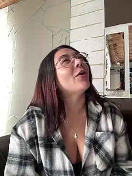 Snapshot of camianddanna chatting on 12-19-25, 08:38 camianddanna online show from 12-19-25, 08:38