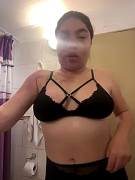 WhiteWomen online show from 09-21-25, 03:13