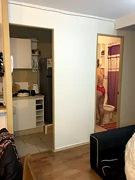 WhiteWomen online show from 11-16-25, 12:49