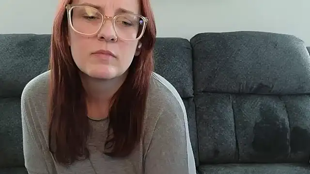 TheBustyHouseWife online show from 03-26-26, 03:28