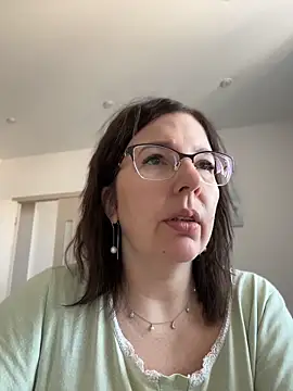 Snapshot of B_Bonya_m chatting on 05-03-26, 04:07 B Bonya m online show from 05-03-26, 04:07