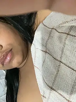 vic pretynhaa online show from 12-29-24, 01:17