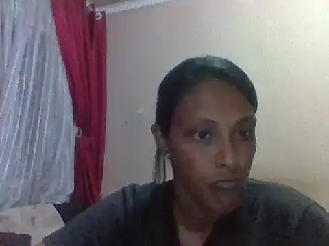 Snapshot of Indian-Seduction chatting on 01-08-25, 07:13 Indian-Seduction online show from 01-08-25, 07:13