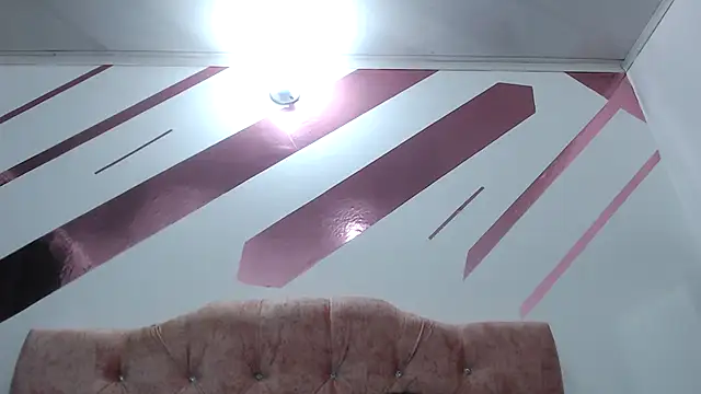 Kitten Hot  online show from 09-27-25, 01:32