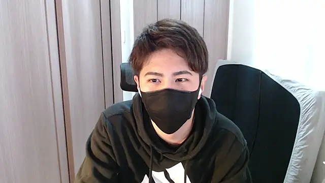 Snapshot of ryota_kkk chatting on 02-06-25, 01:10 ryota kkk online show from 02-06-25, 01:10