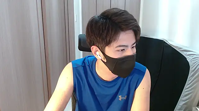 Snapshot of ryota_kkk chatting on 02-19-25, 12:22 ryota kkk online show from 02-19-25, 12:22