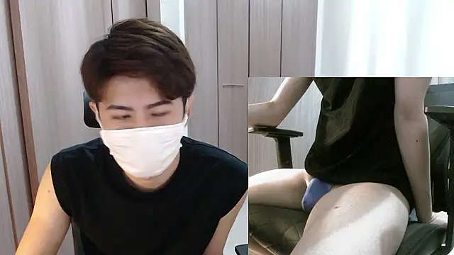 Snapshot of ryota_kkk chatting on 10-07-25, 12:02 ryota kkk online show from 10-07-25, 12:02