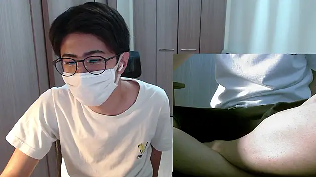 Snapshot of ryota_kkk chatting on 05-13-26, 03:20 ryota kkk online show from 05-13-26, 03:20