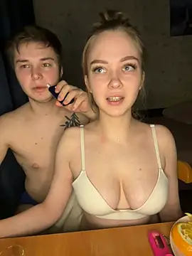 Family-Mm1 online show from 12-21-24, 11:45