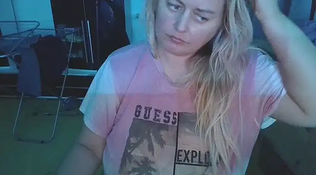 Meliss Official9 online show from 02-24-25, 08:03