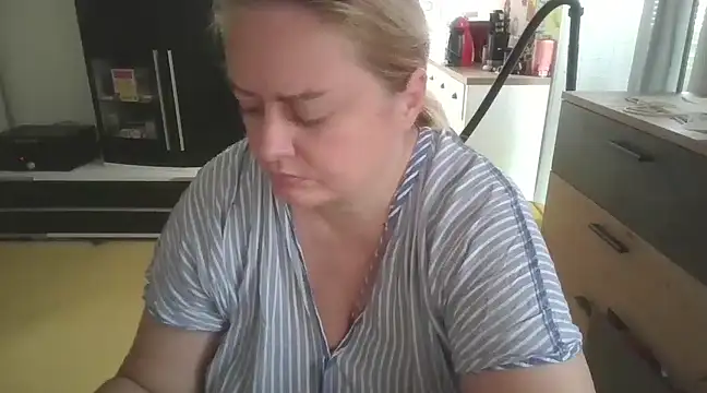 Meliss Official9 online show from 02-27-25, 07:55