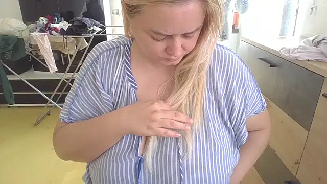 Meliss Official9 online show from 03-03-25, 09:22