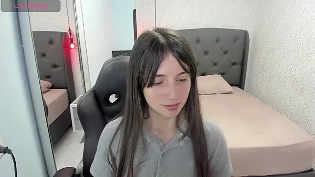 MAGNOLEROY online show from 11-26-25, 12:28