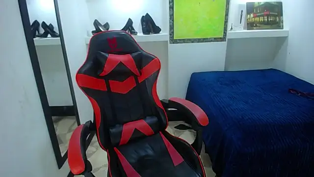 Catalehia Milk online show from 01-15-25, 08:48