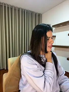 Snapshot of Alice_Biel chatting on 01-30-25, 11:11 Alice Biel online show from 01-30-25, 11:11