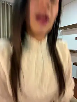 Snapshot of Alice_Biel chatting on 02-25-25, 09:46 Alice Biel online show from 02-25-25, 09:46