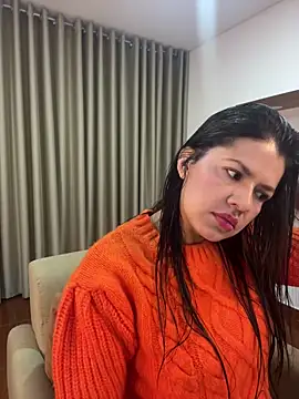 Snapshot of Alice_Biel chatting on 03-10-25, 11:10 Alice Biel online show from 03-10-25, 11:10