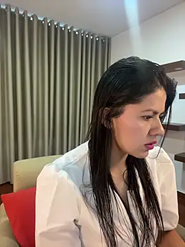 Snapshot of Alice_Biel chatting on 03-15-25, 02:12 Alice Biel online show from 03-15-25, 02:12